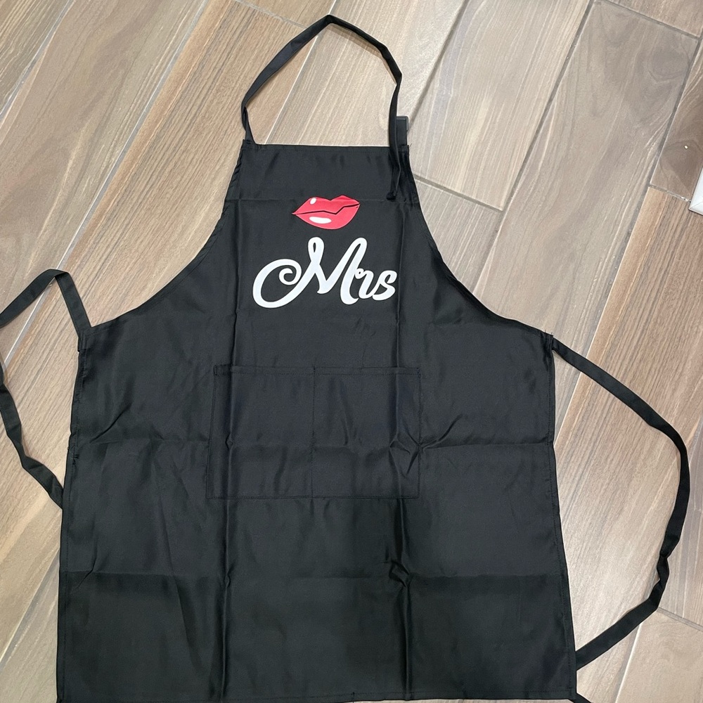 Mr. And mrs. Aprons